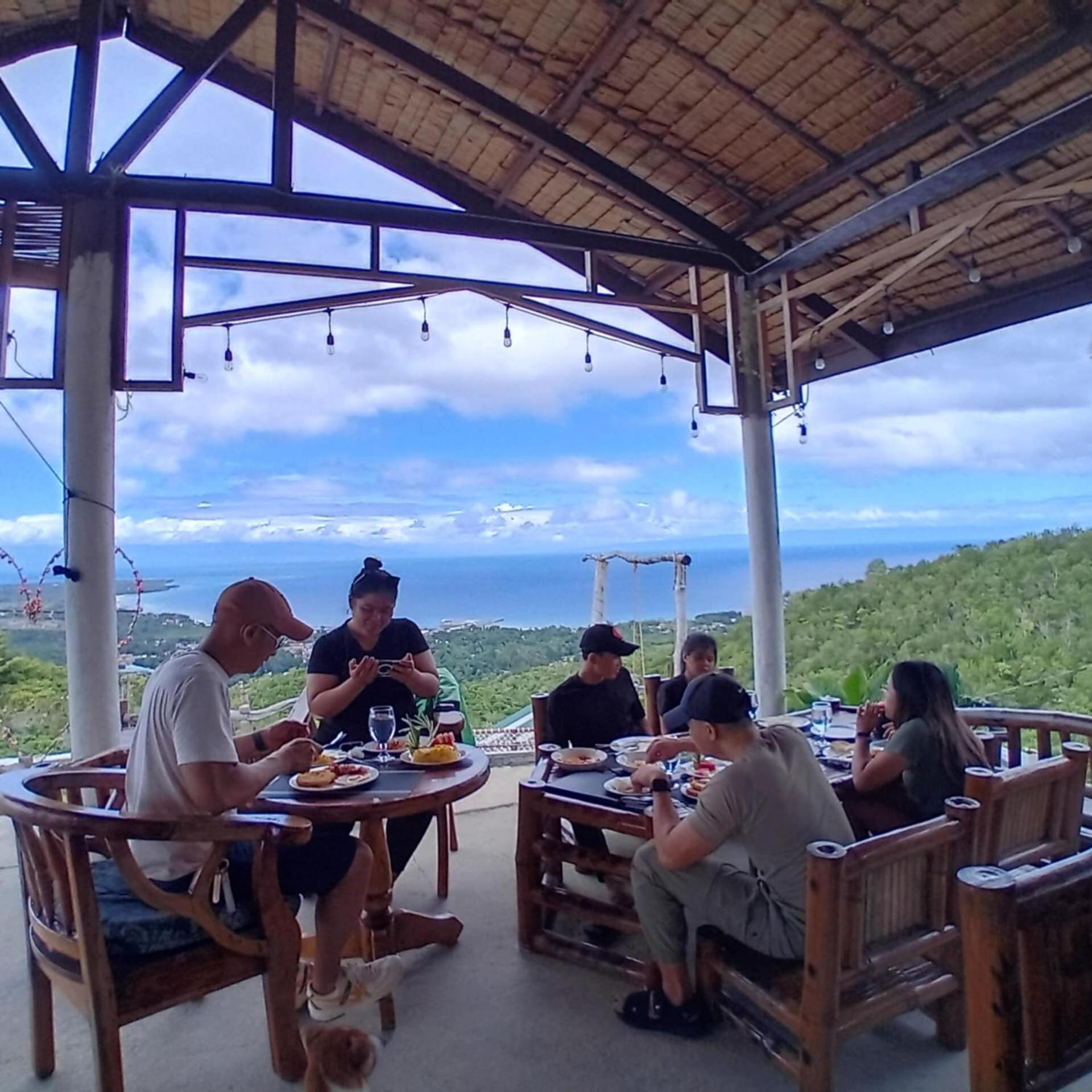 Thornton'S Sea View Cafe & Guesthouse 시퀴조르 외부 사진